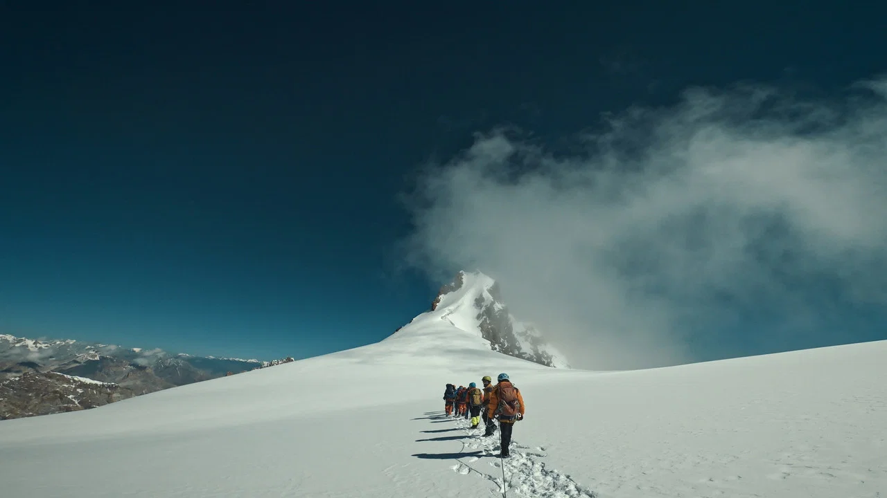 A Cry From The Mountains - 剧照