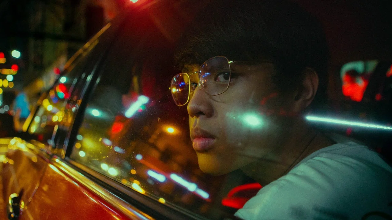 Some Nights I Feel Like Walking - 剧照