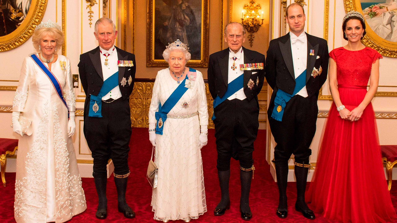 The Queen: Mother and Monarch - 剧照