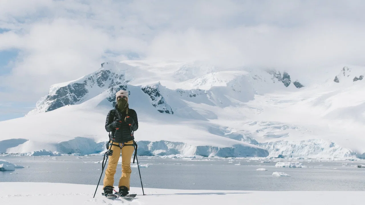 Out of Bounds: An Epic Mountain Journey - 剧照