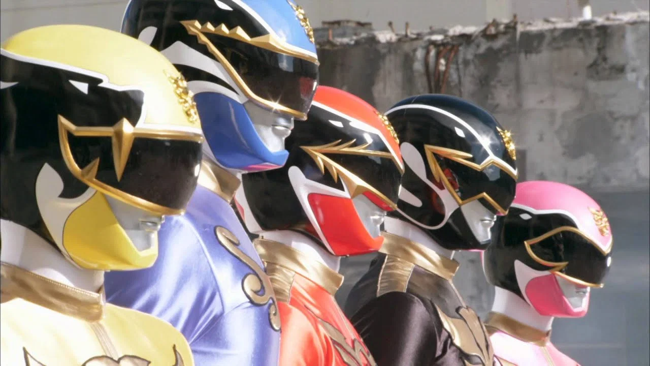 Power Rangers Megaforce: Ultra Defenders - 剧照