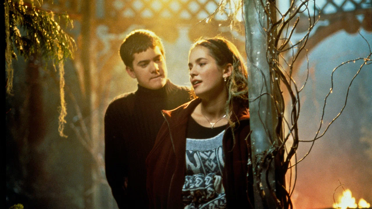 Ronnie and Julie - 剧照