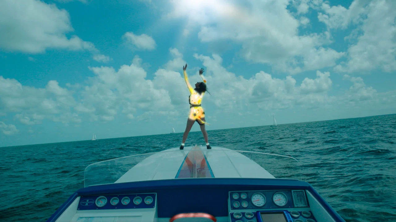 Omniboat: A Fast Boat Fantasia - 剧照