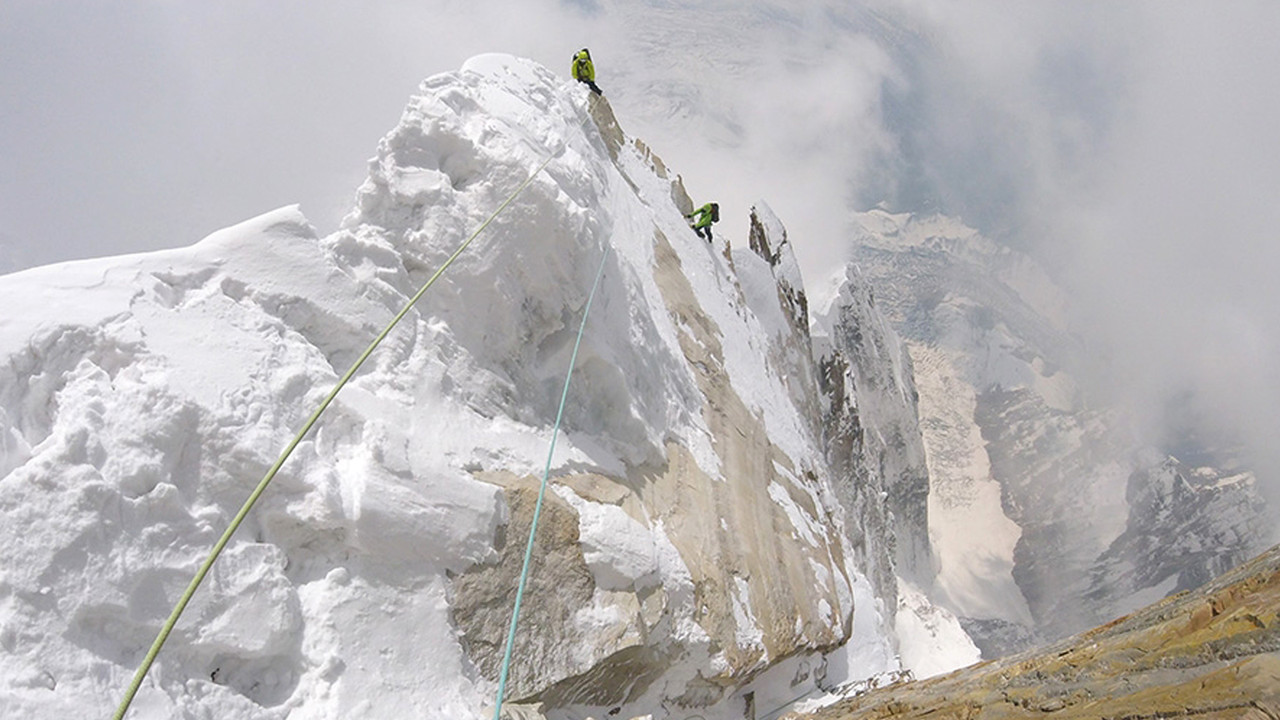 Annapurna III - Unclimbed - 剧照