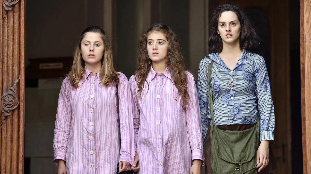 Elles... Les filles du Plessis - 剧照