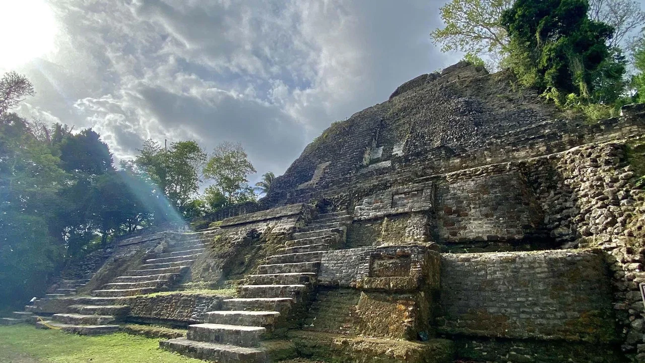 Fall Of The Maya Kings - 剧照