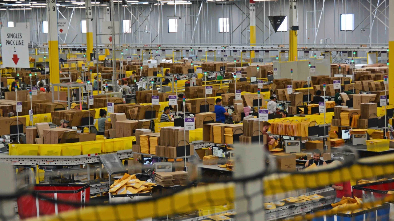 Le monde selon Amazon - 剧照
