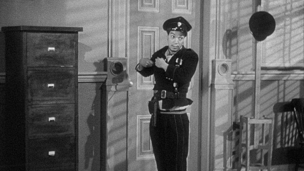 El gendarme desconocido - 剧照