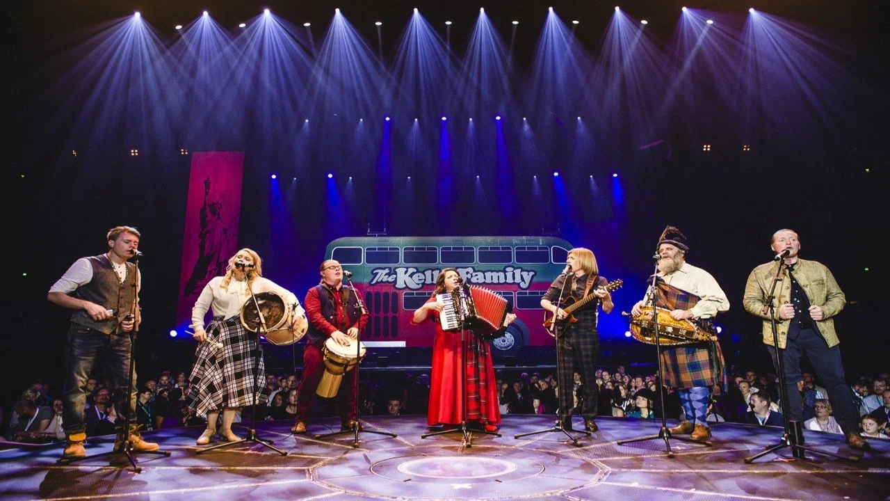 The Kelly Family - We Got Love - Live - 剧照