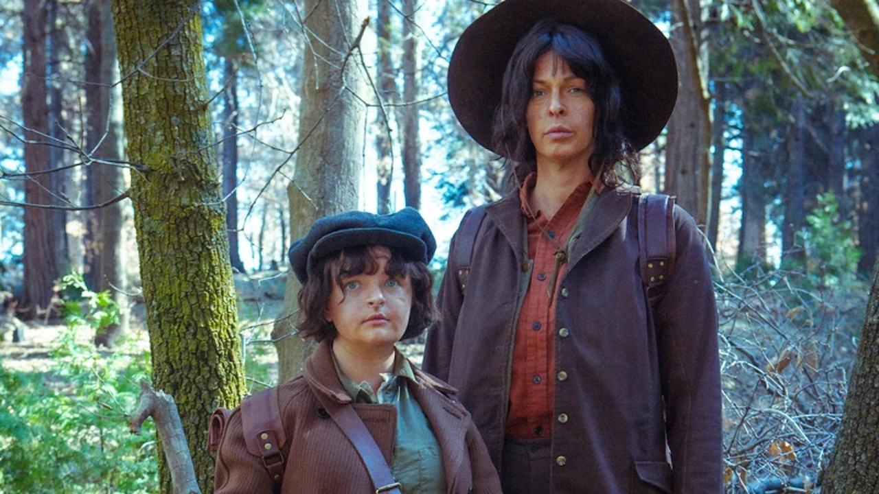 Em & Selma Go Griffin Hunting - 剧照
