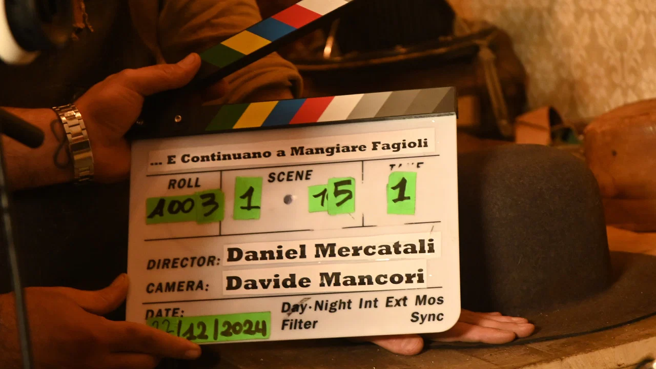 ...E Continuano a mangiare Fagioli - 剧照