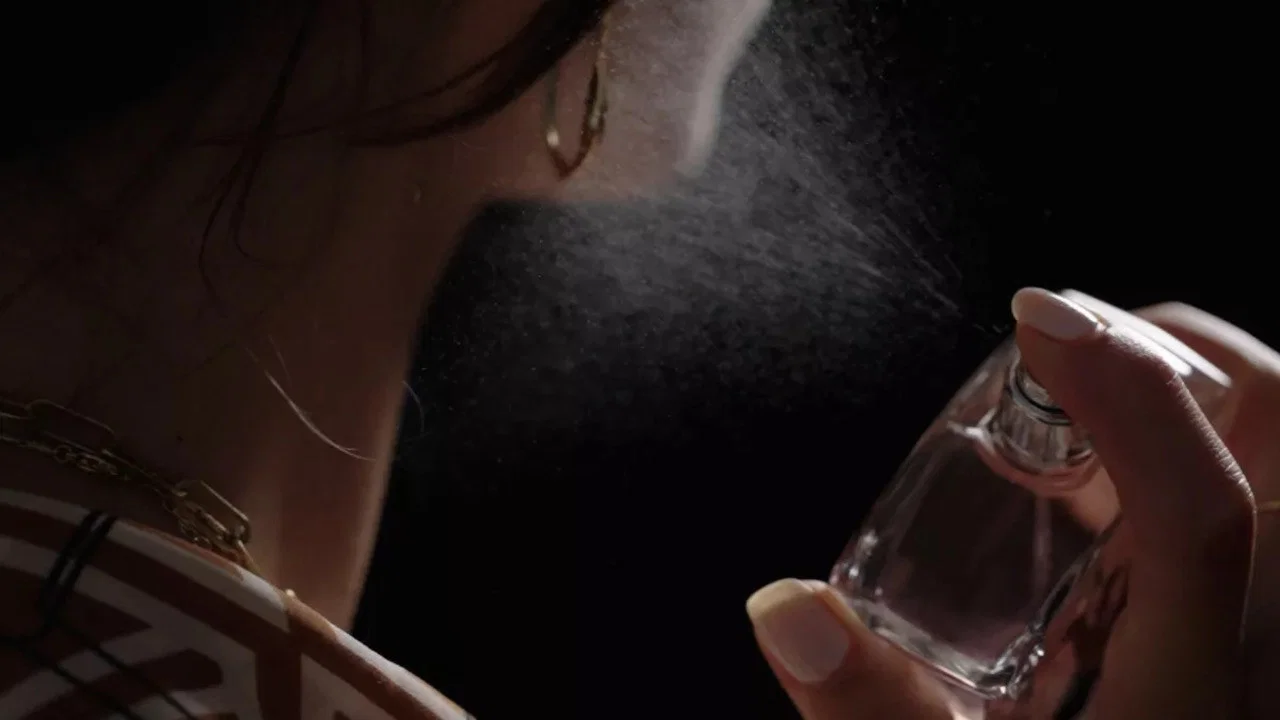 Dictionnaire amoureux du parfum - 剧照