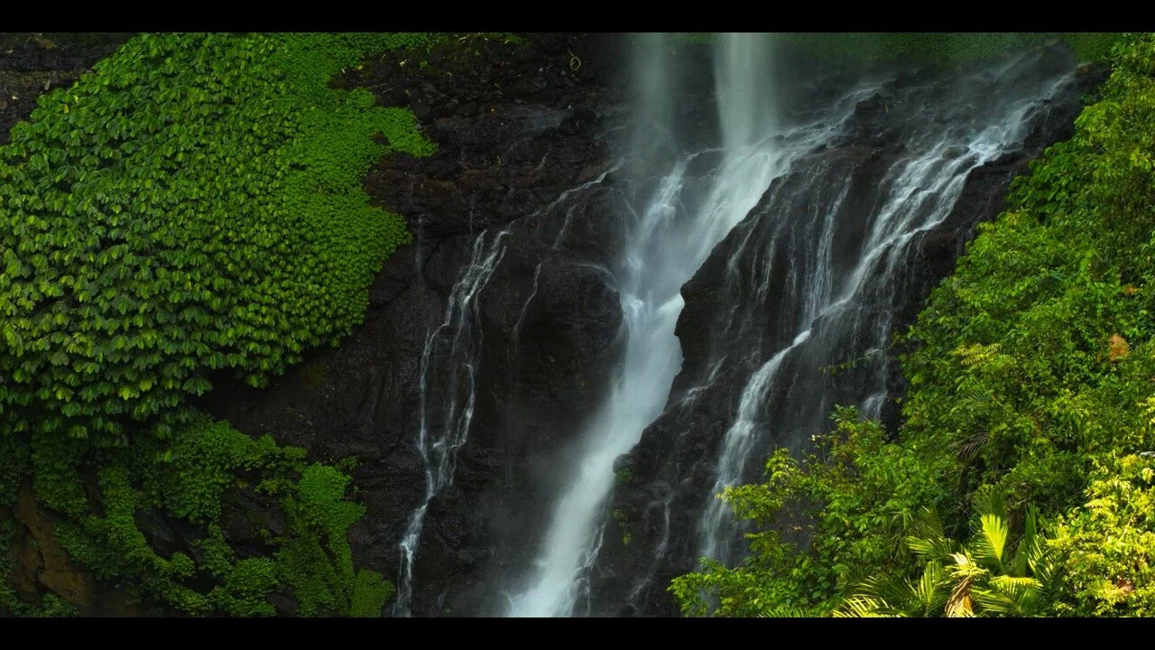 Bali & Beyond - 剧照