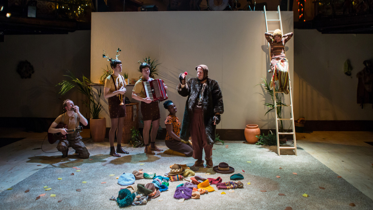 National Theatre Live: I Want My Hat Back - 剧照