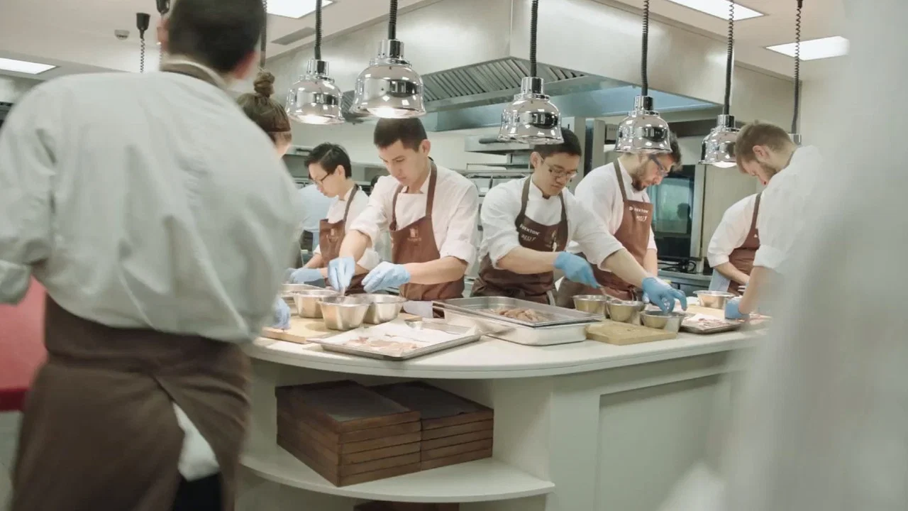 Stage: The Culinary Internship - 剧照