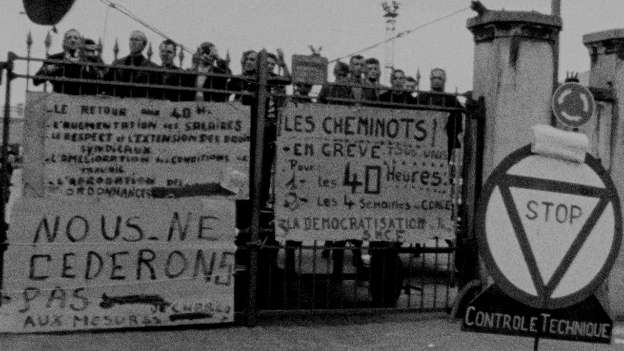 Les R&eacute;volt&eacute;s - 剧照