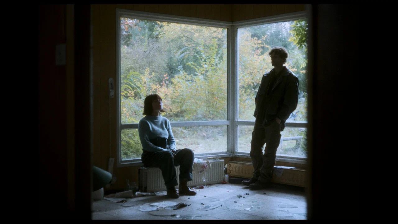 ENTRE CHIEN & LOUP - 剧照