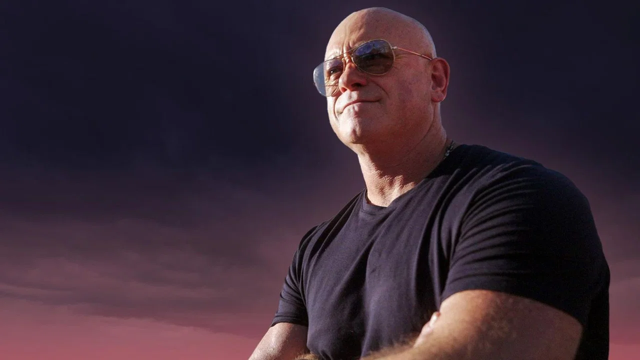 Searching For Michael Jackson&rsquo;s Zoo With Ross Kemp - 剧照