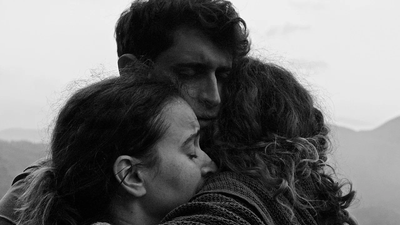Ci&ograve; che resta - 剧照