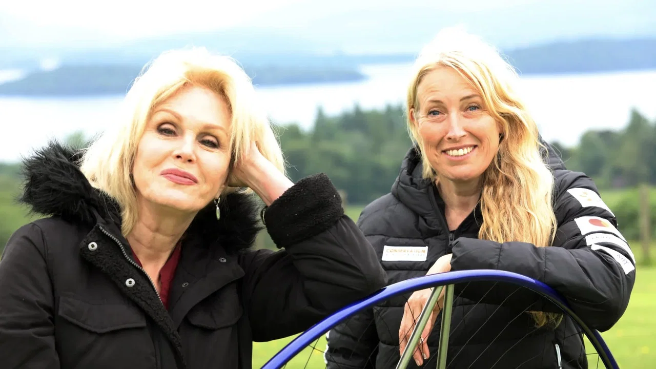 Joanna Lumley and the Human Swan - 剧照