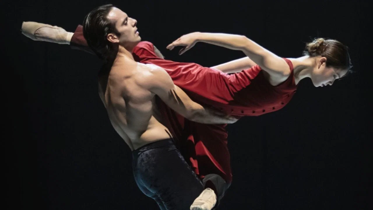 Ghost Light by John Neumeier - 剧照