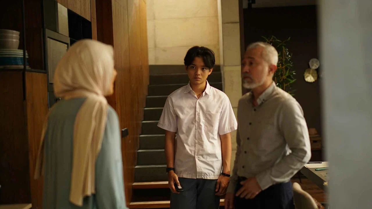 Mungkin Kita Perlu Waktu - 剧照