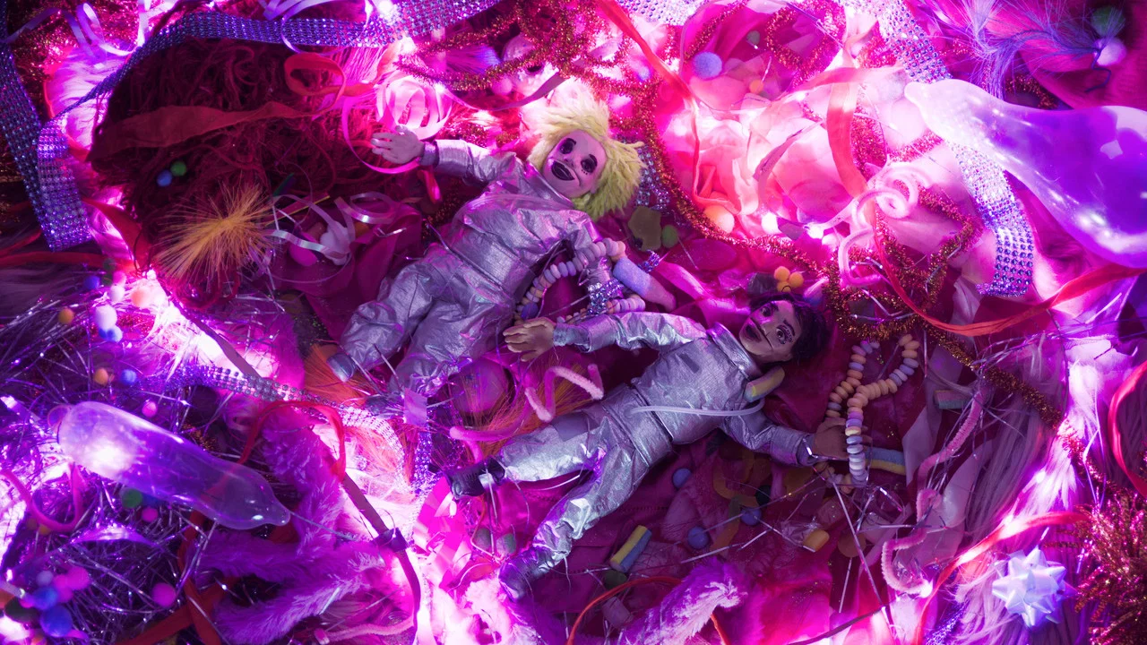 Blush: An Extraordinary Voyage - 剧照