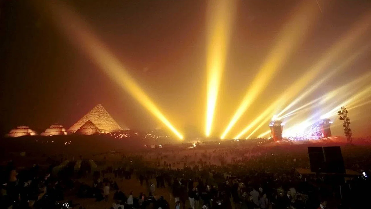 Jean-Michel Jarre - The Twelve Dreams Of The Sun - 剧照
