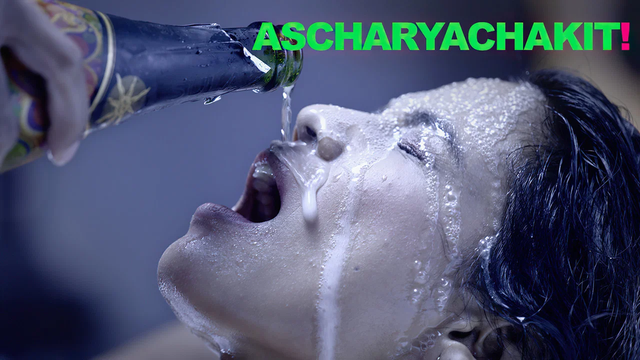 Ascharyachakit! - 剧照