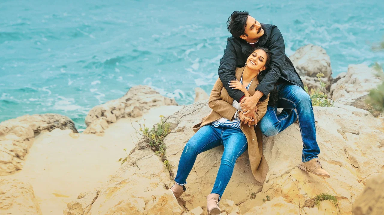 అజ్ఞాతవాసి - 剧照
