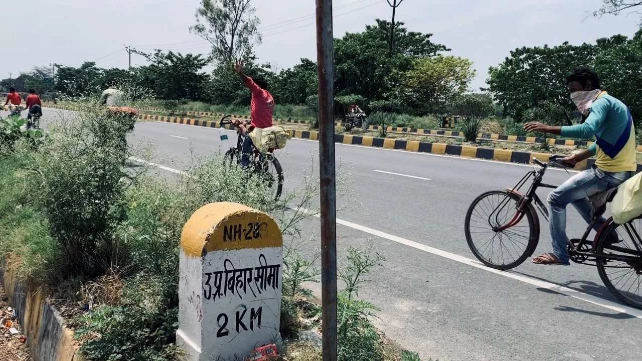 1232 KMs - 剧照