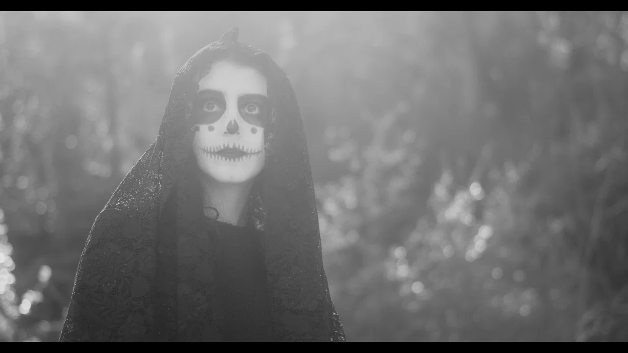 Death is a Woman - 剧照