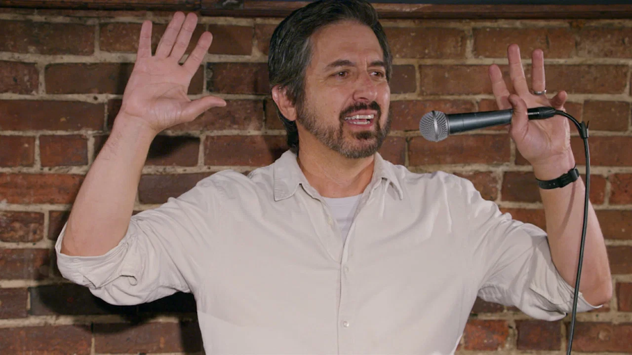 Ray Romano: Right Here, Around the Corner - 剧照