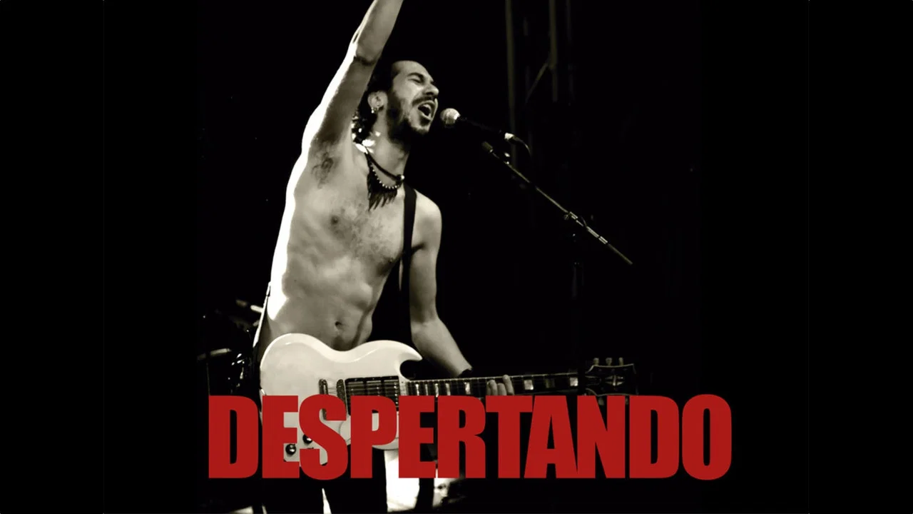 Poncho K &lrm;&ndash; Despertando (En Vivo) - 剧照