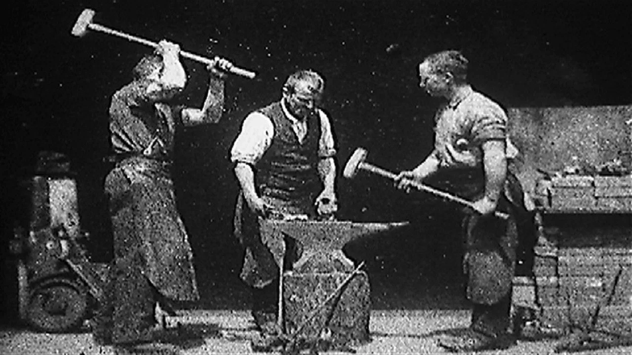 Blacksmithing Scene - 剧照