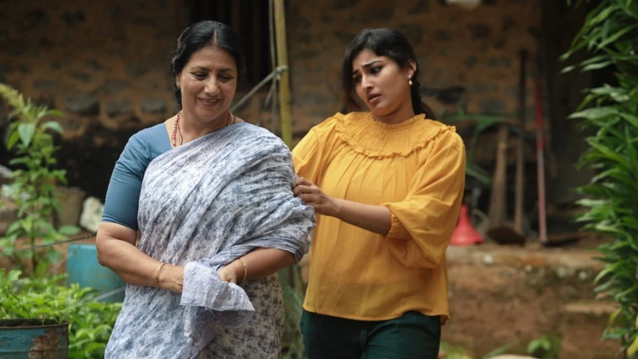 സ്വർഗ്ഗത്തിലെ  കട്ടുറുമ്പു - 剧照
