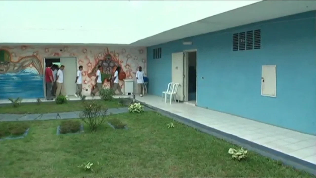 Profiss&atilde;o MC - 剧照