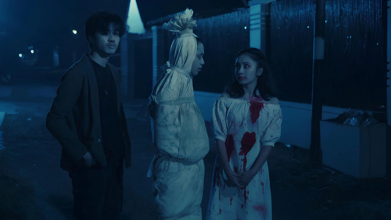 H Untuk Hantu - 剧照