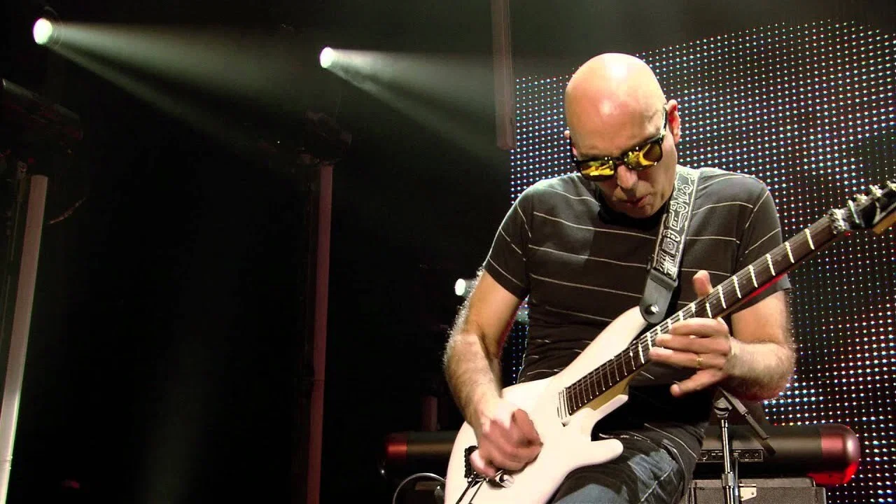 Joe Satriani: Satchurated - Live in Montreal - 剧照