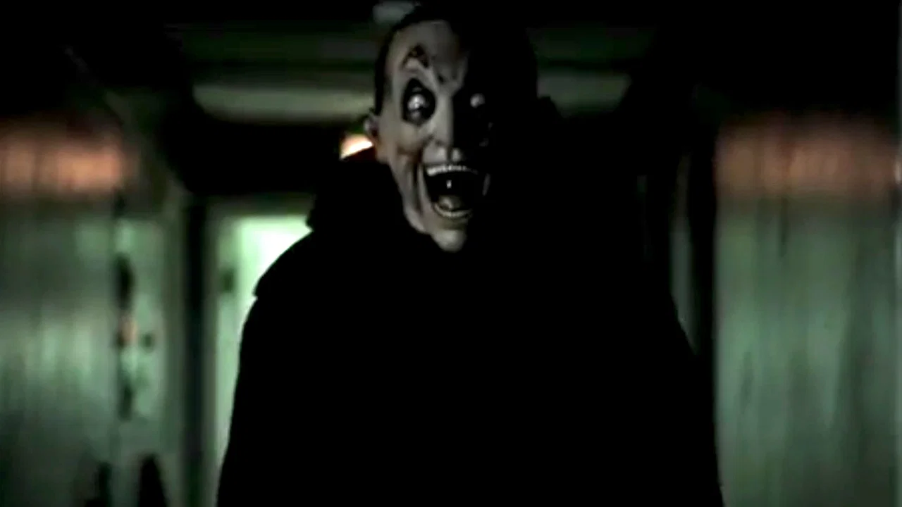 In the Dark - 剧照