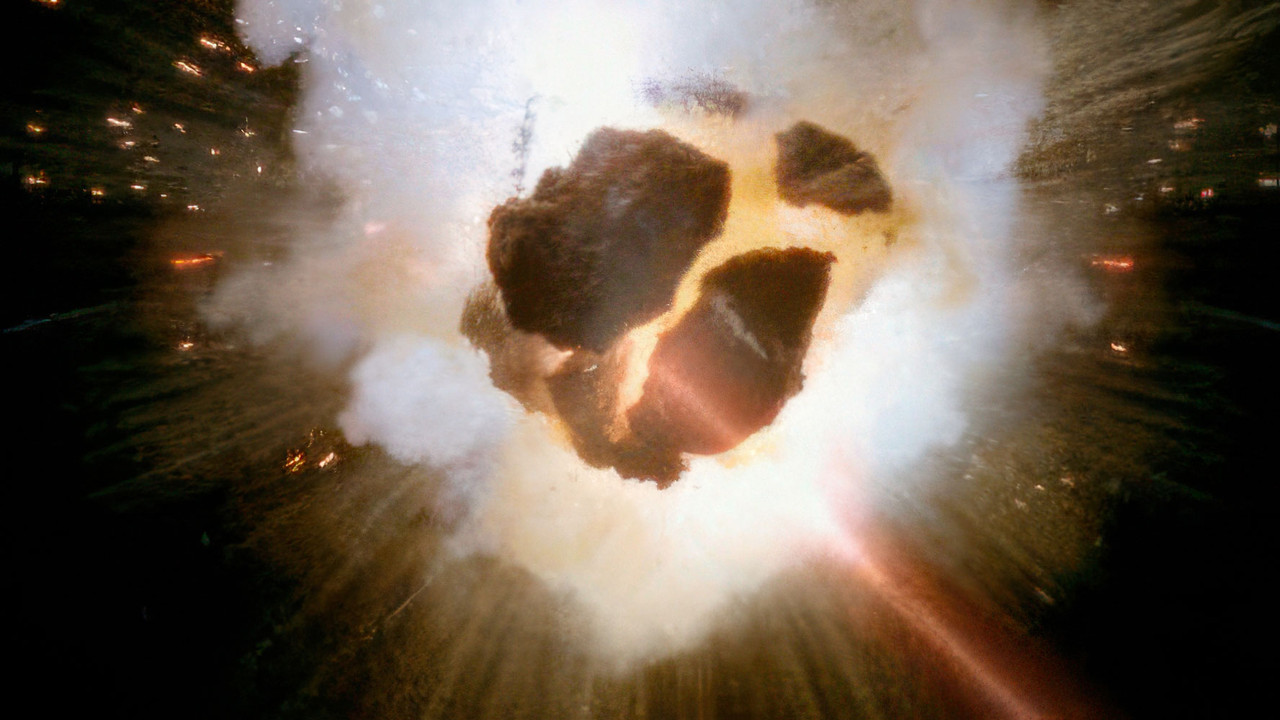 Asteroid - 剧照