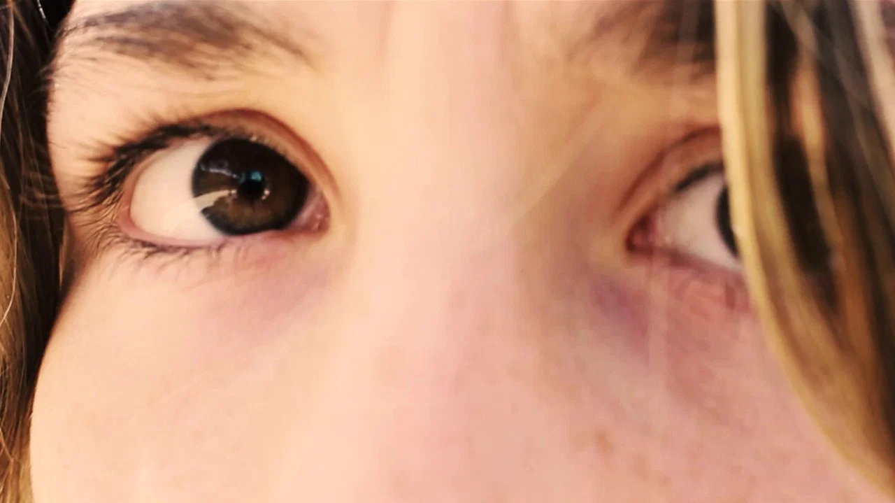 Tras la mirada - 剧照