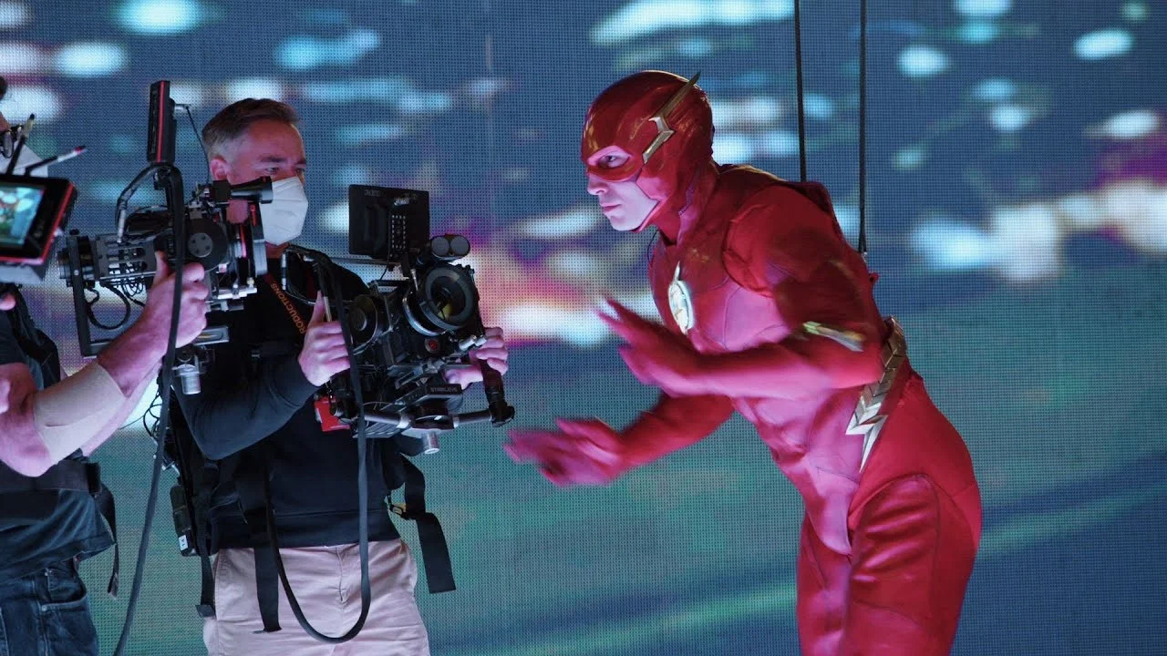 Making The Flash: Worlds Collide - 剧照