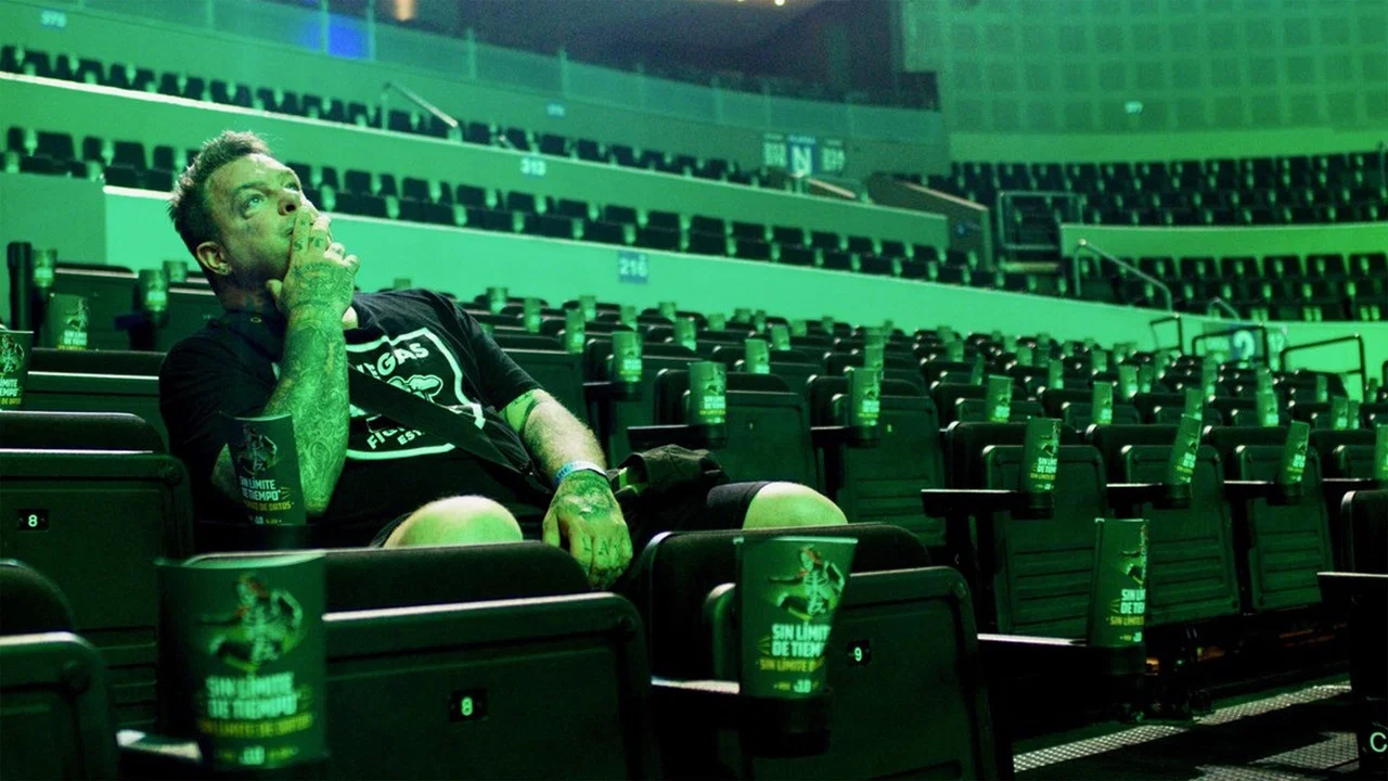 Nail in the Coffin: The Fall and Rise of Vampiro - 剧照