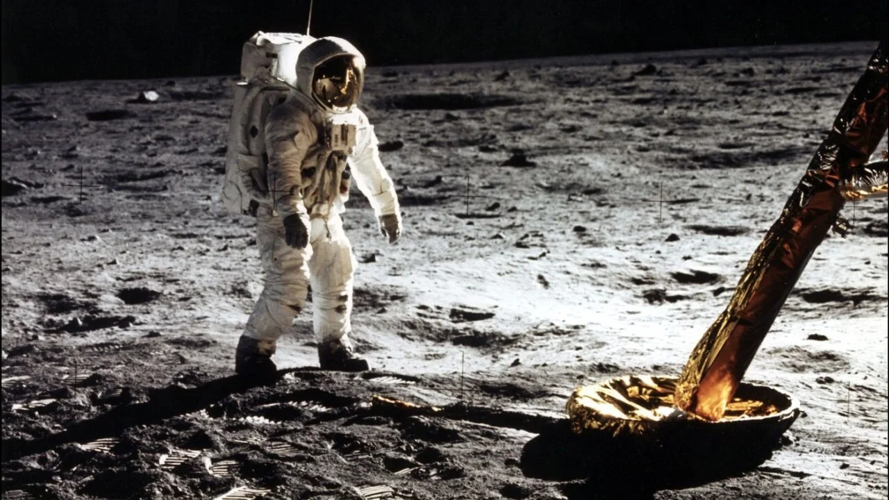 Le premier homme sur la lune : r&eacute;volution ou canular ? - 剧照