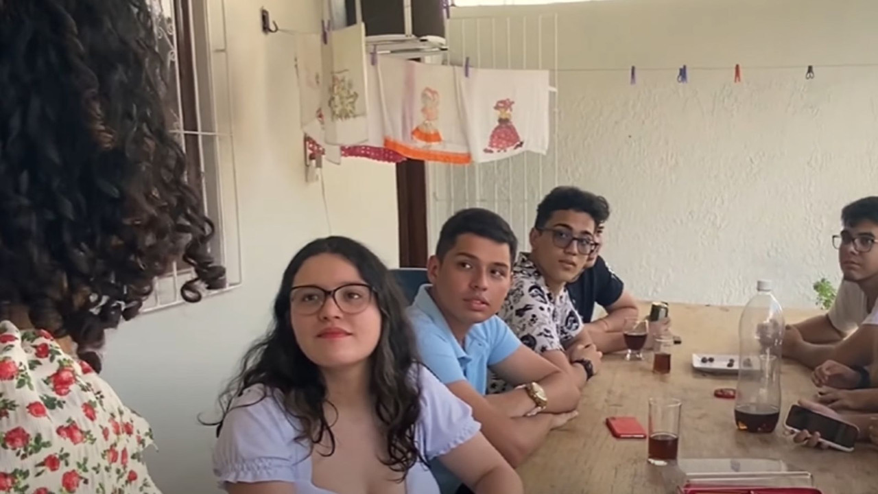 Identidade Que Te Falta - 剧照