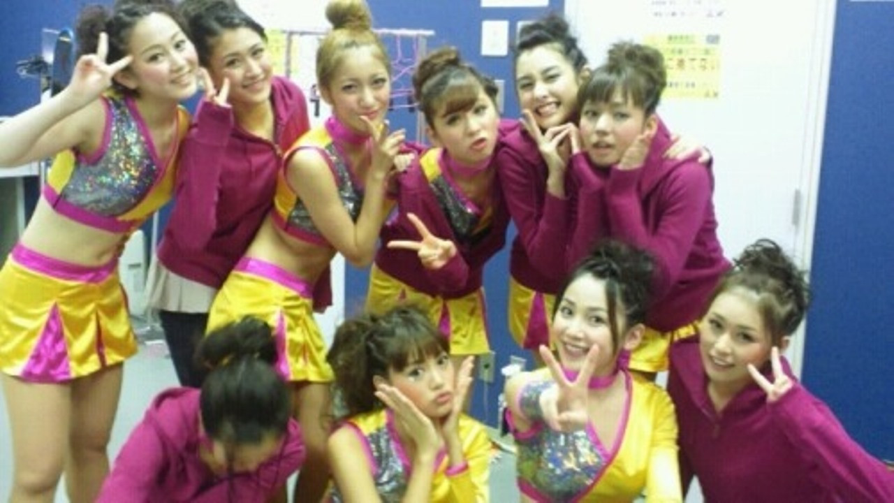 Cheerfu11y - 剧照