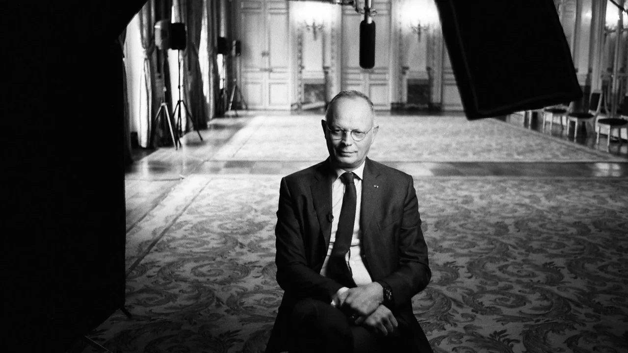 Dissolution, histoire d'un s&eacute;isme politique - 剧照