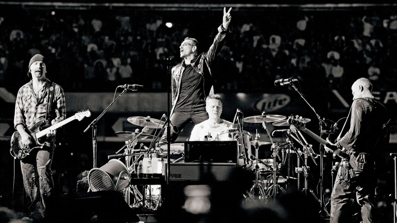 U2 Rose Bowl体育场演唱会 - 剧照