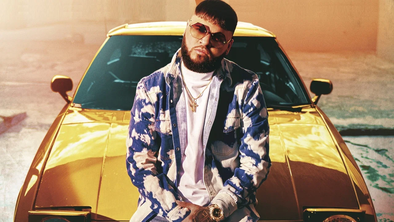 Farruko: En letra de otro - 剧照